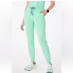 Figs Mariner High Waisted Zamora Joggers Scrub Pants - Petite
